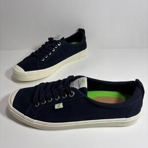 Cariuma OCA Low Top Suede Sneaker Mens Size 10.5 Womens Size 12 Navy Blue Unisex